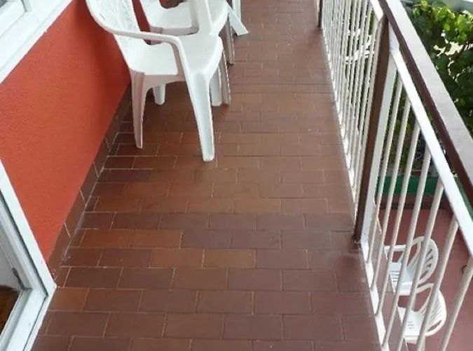 With A Parking Space - 13242 자다르
