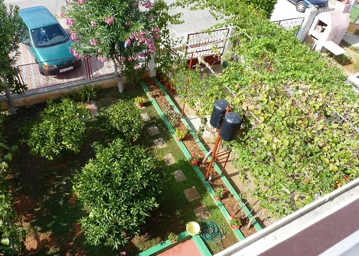 With A Parking Space - 13242 자다르