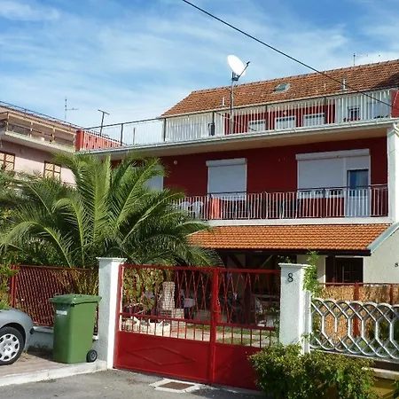 Apartment With A Parking Space - 13242 Zadar
