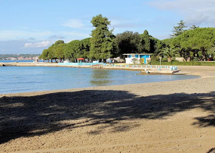 With A Parking Space - 13242