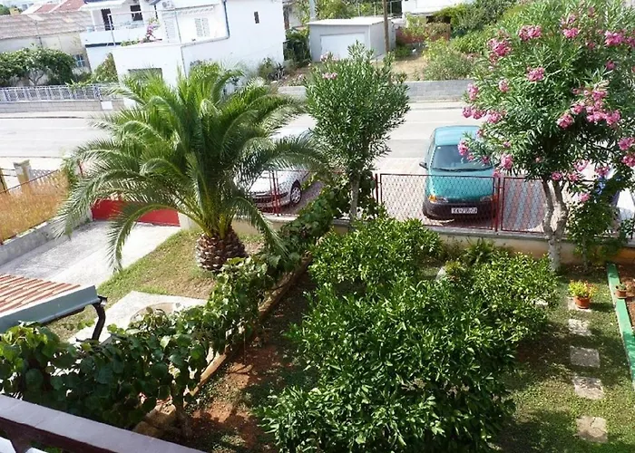 With A Parking Space - 13242 Lägenhet