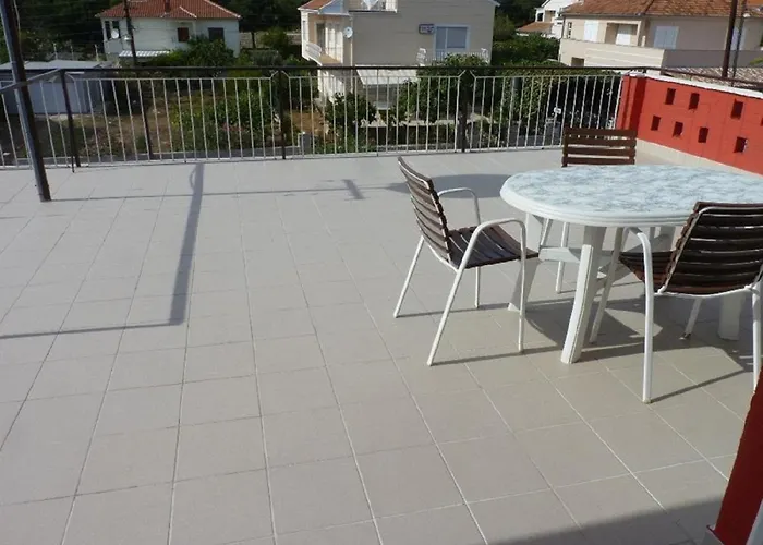 With A Parking Space - 13242