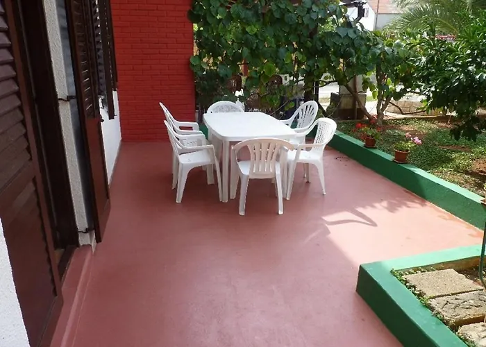 Lägenhet With A Parking Space - 13242