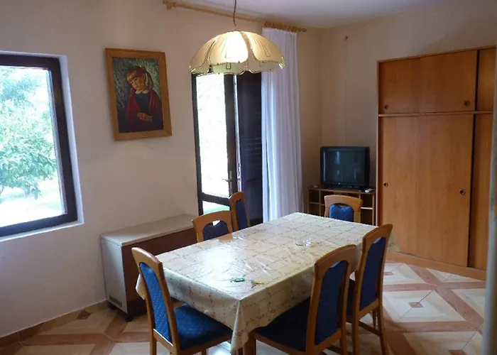 With A Parking Space - 13242 Zadar