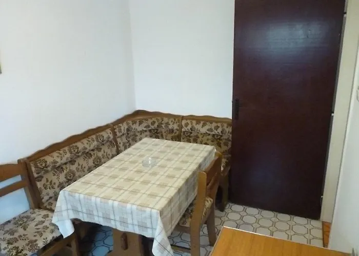 With A Parking Space - 13242 Lägenhet *